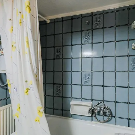 בית נופש Jasmine 3-Bdrm Maisonette, Sea & Pine Tree Views